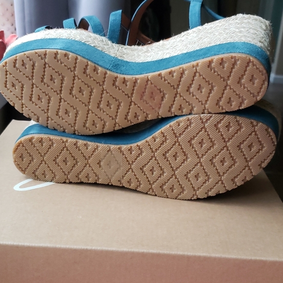 NIB Mineral Blue Zodiac Yolanda wedge sandal - Picture 10 of 12